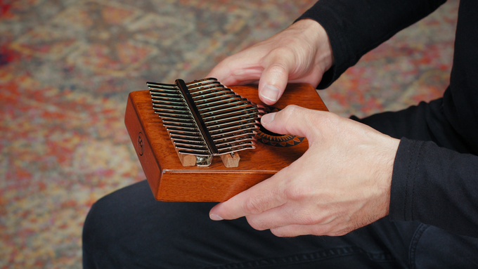 Sound Hole Designer Kalimba, Sun video